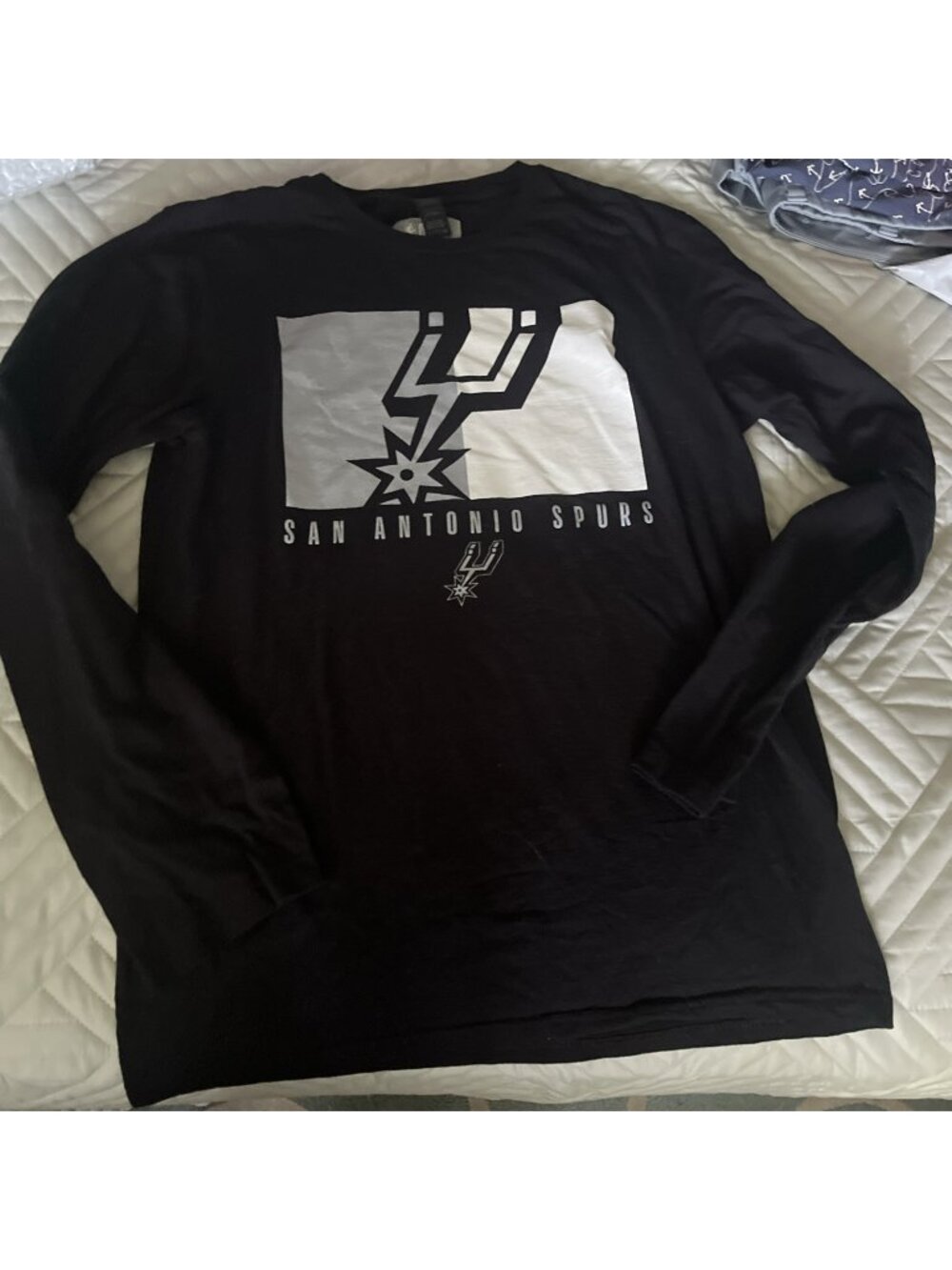 Adult long sleeve black NBA San Antonio Spurs small